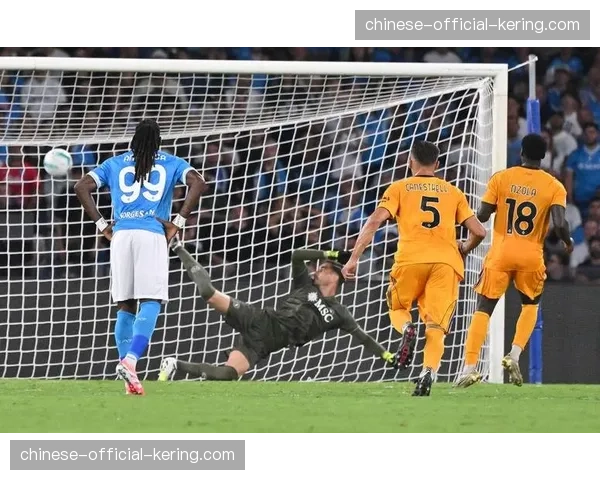 萨索洛迎战卡利亚里,两队近五场总失球数均超过10球 萨索洛迎战卡利亚里,两队近五场总失球数均超过10球